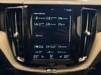 Volvo XC60 AWD 2 140kW thumbnail