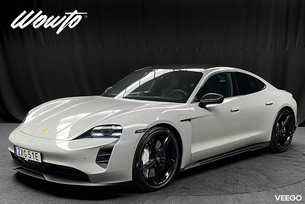 Porsche Taycan 4S 571HK /Passagerardisplay /Pano /Bose 420kW