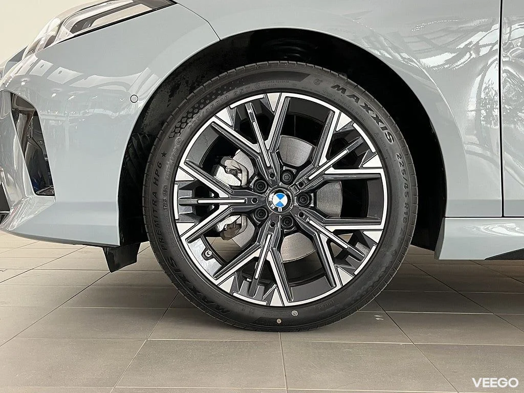 BMW 120 M Sport ParkAssist Rattvärme Automat Backkamera 0kW