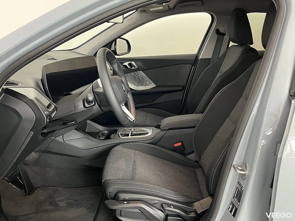 BMW 120 M Sport ParkAssist Rattvärme Automat Backkamera 0kW