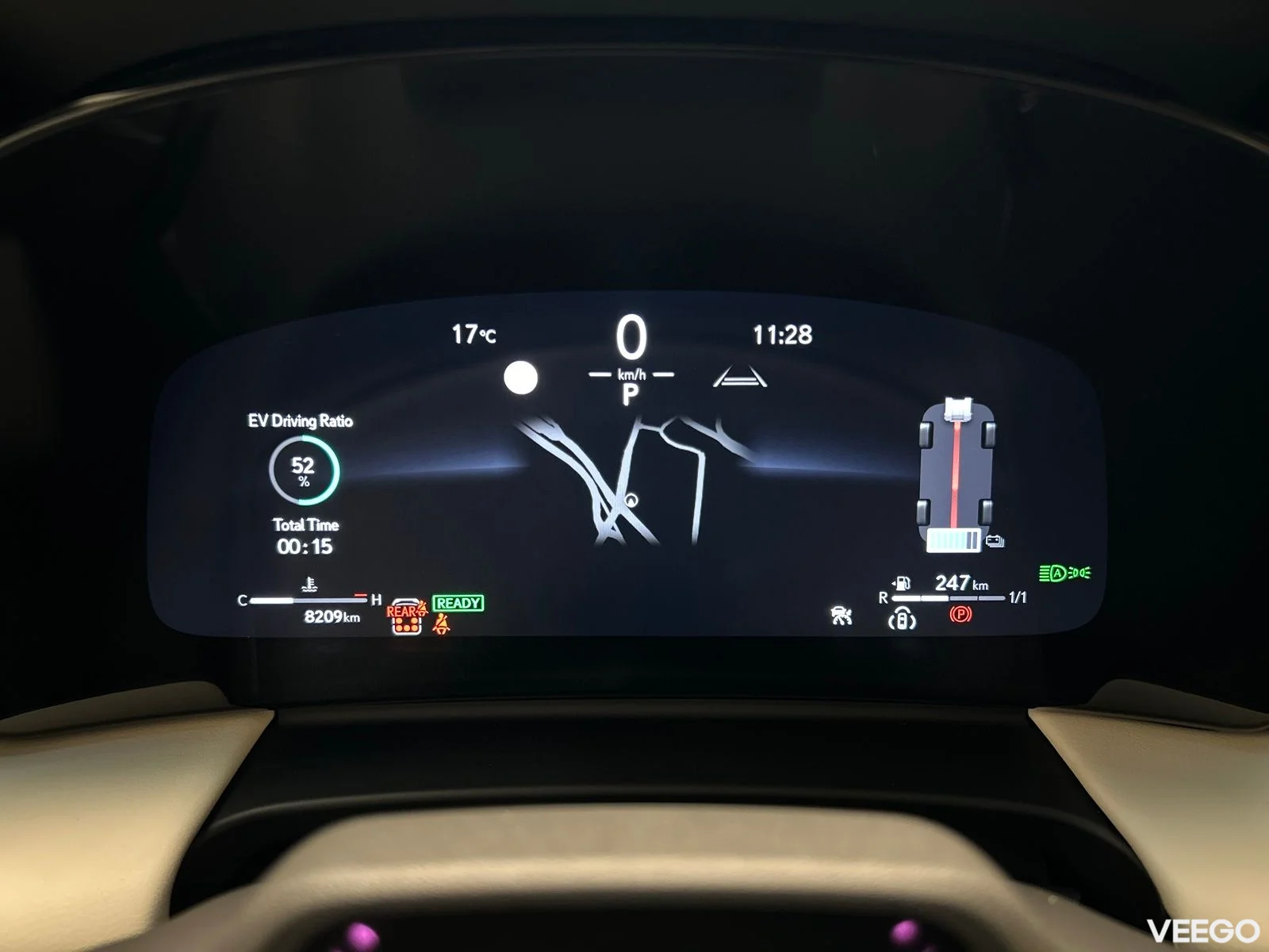 Lexus LM350H - 140kW