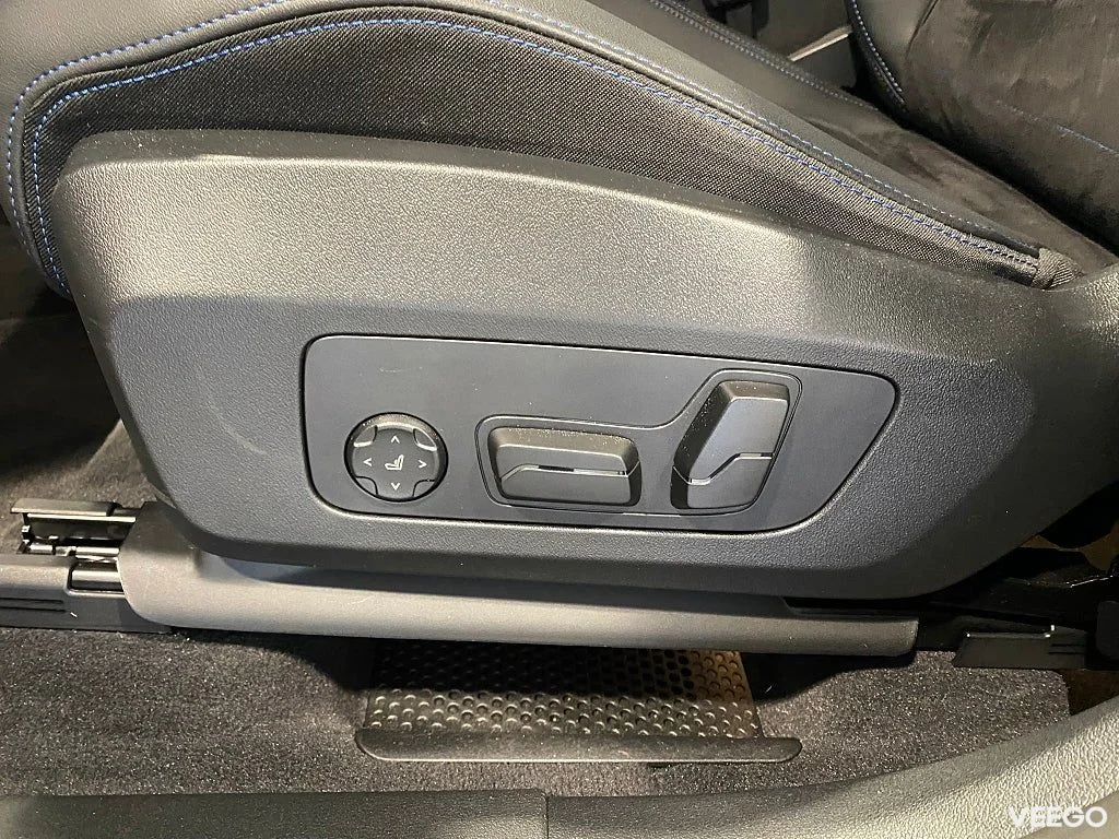 BMW X1 sDrive18i  M-Sport Elstolar Adaptiv Farthållare 0kW