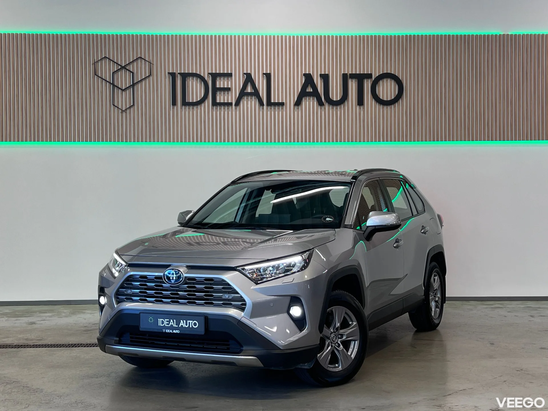 Toyota RAV4 - 2.5 131kW