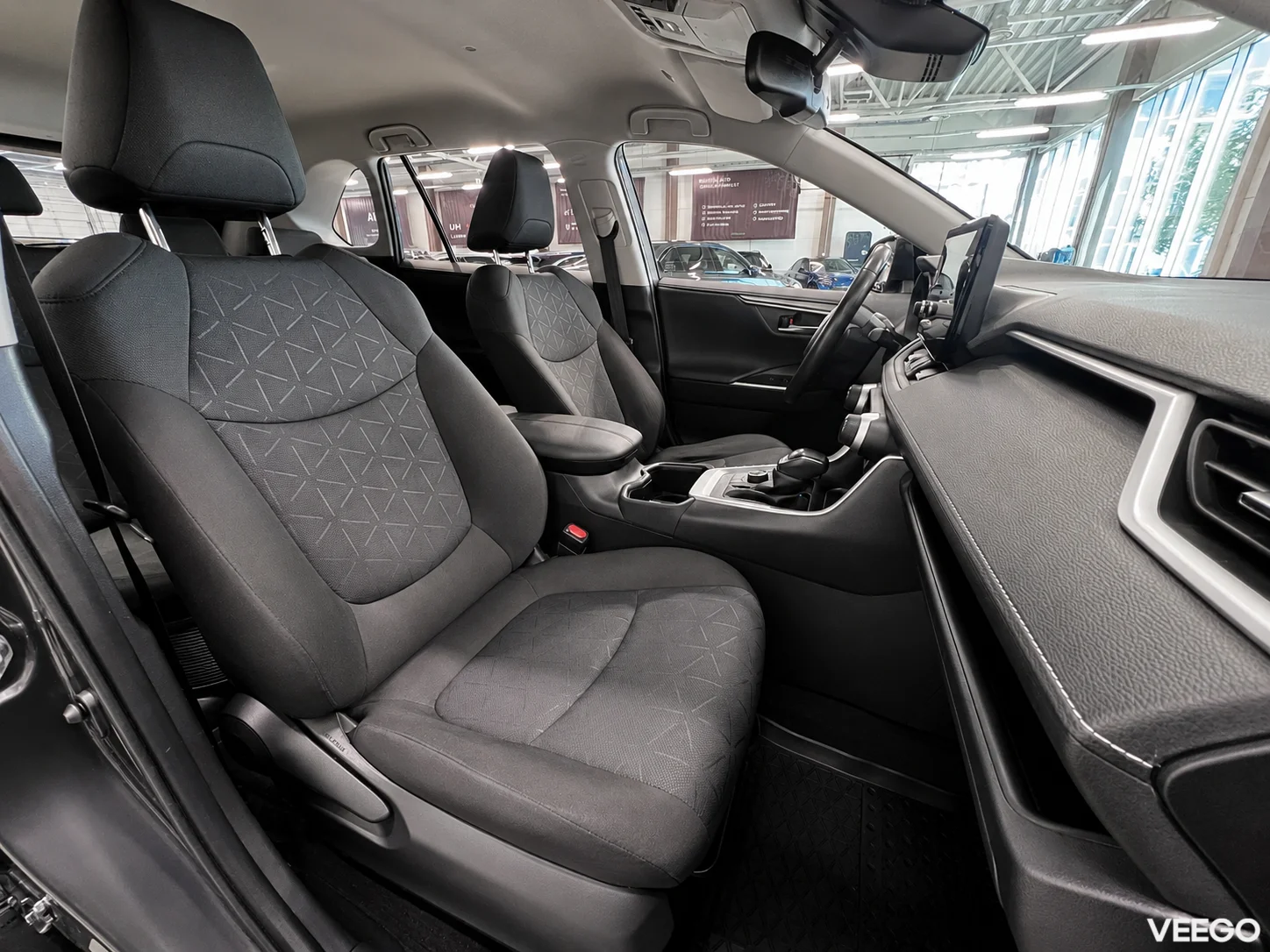 Toyota RAV4 - 2.5 131kW