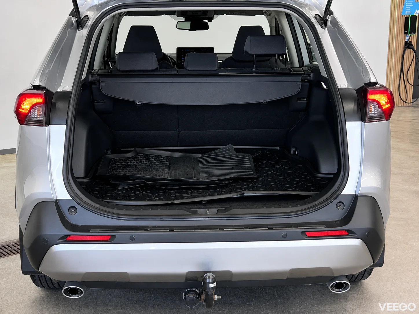 Toyota RAV4 - 2.5 131kW