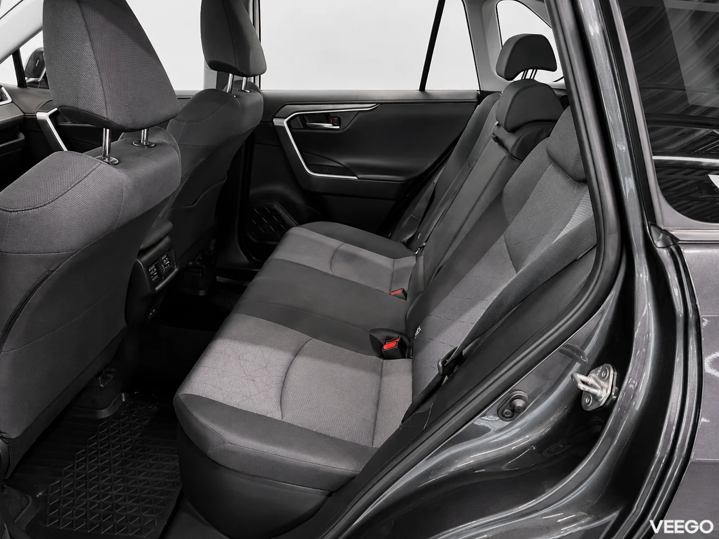 Toyota RAV4 - 2.5 131kW