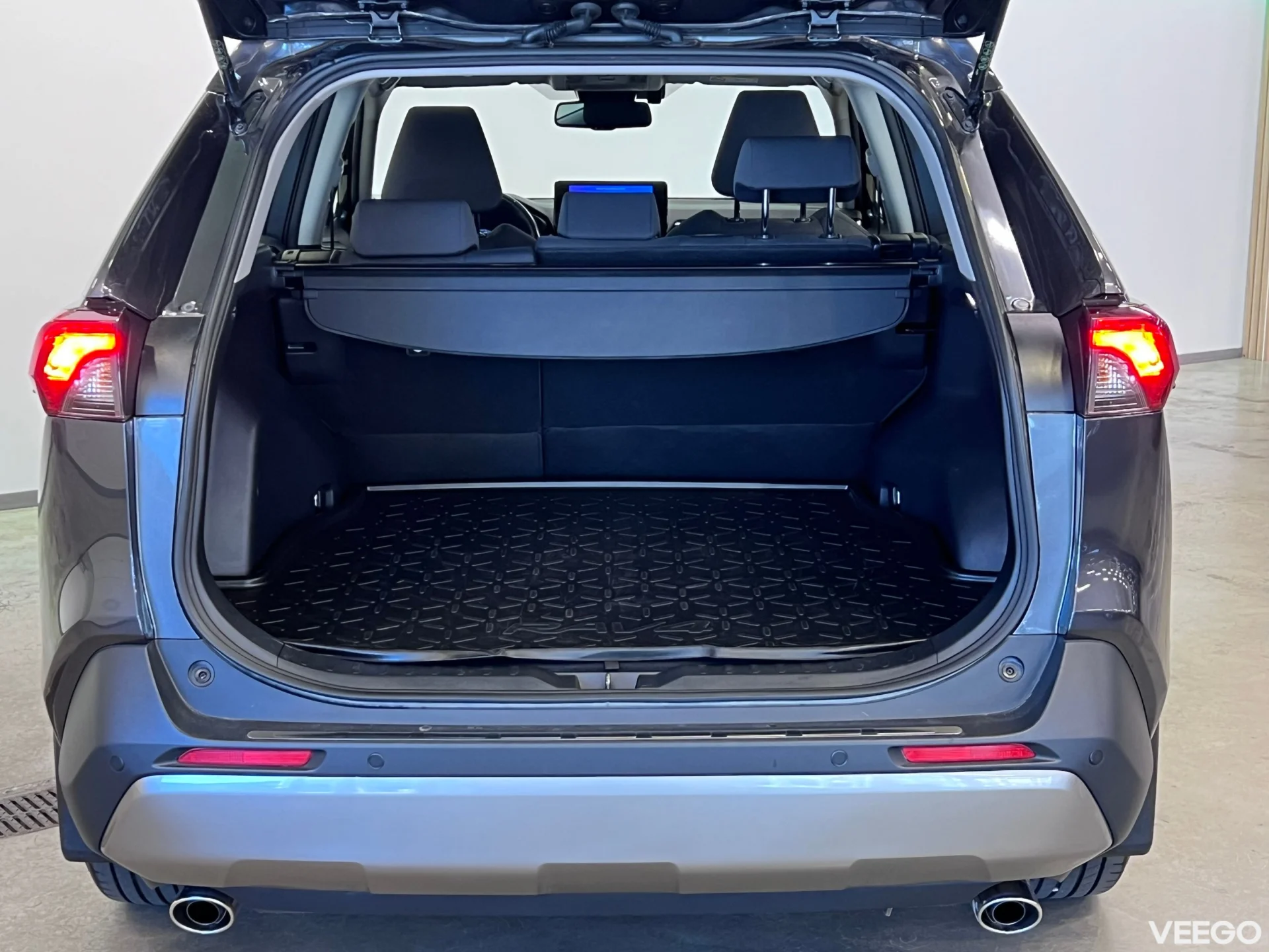 Toyota RAV4 - 2.5 131kW
