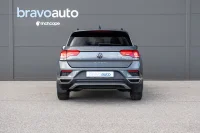 Volkswagen T-Roc Life 1.5 110kW thumbnail