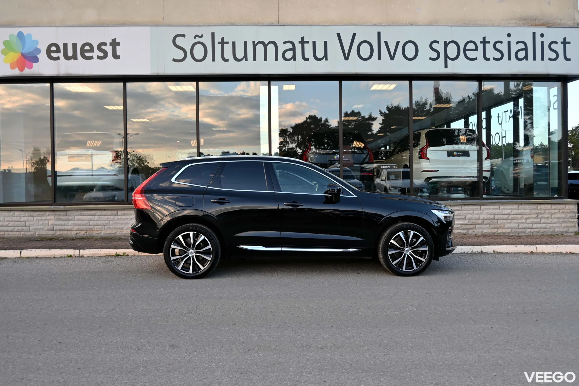 Volvo XC60 AWD ULTIMATE BRIGHT INTELLI SAFE 2 293kW