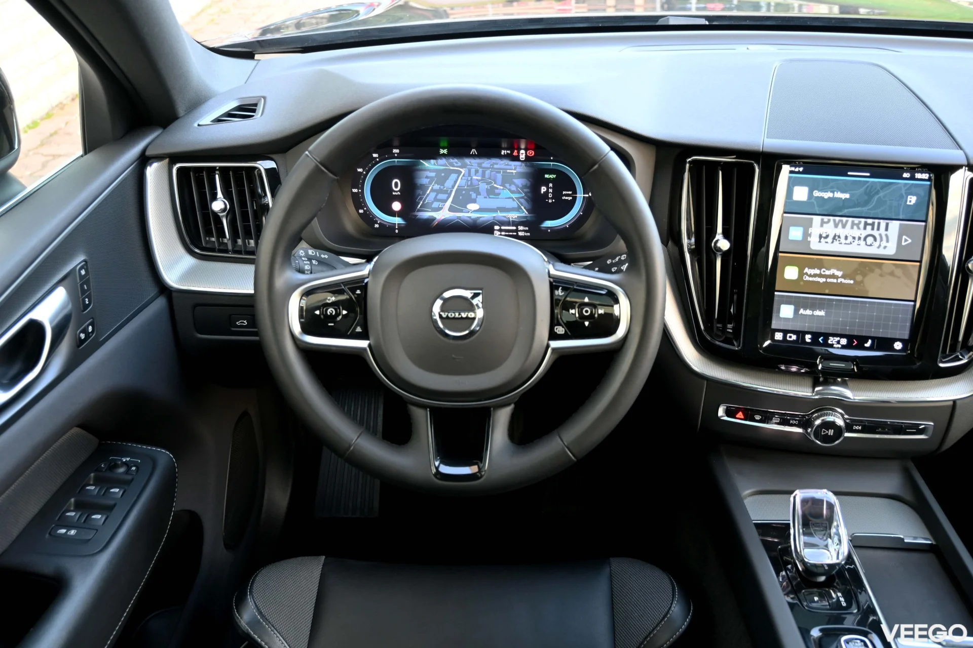 Volvo XC60 AWD ULTIMATE BRIGHT INTELLI SAFE 2 293kW