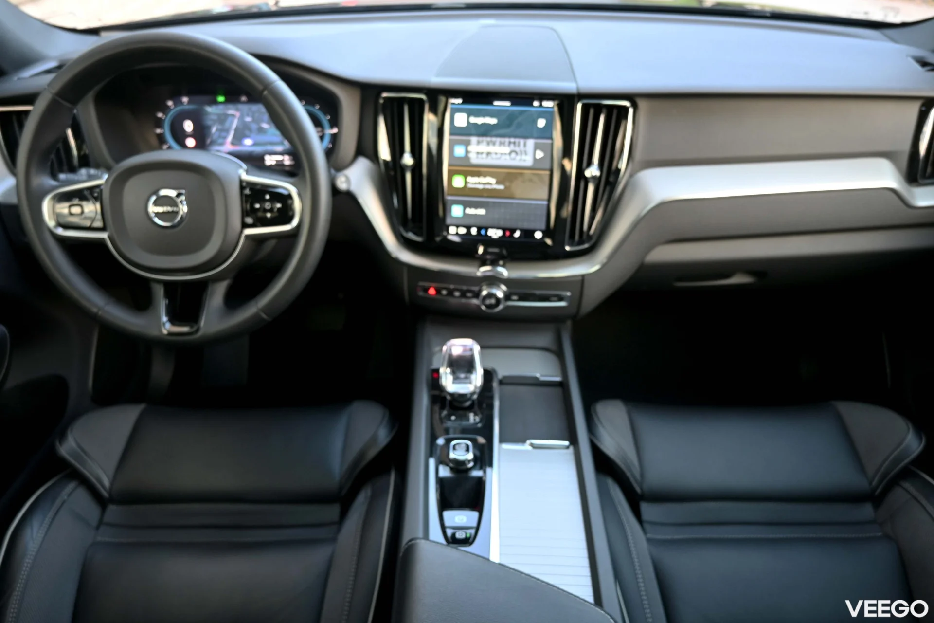 Volvo XC60 AWD ULTIMATE BRIGHT INTELLI SAFE 2 293kW
