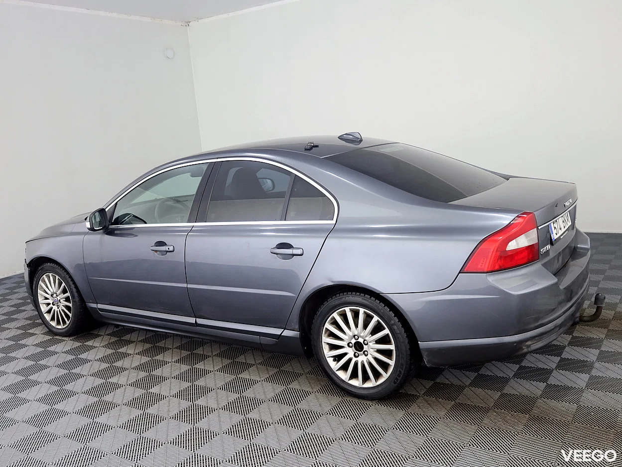 Volvo S80 2.4 121kW