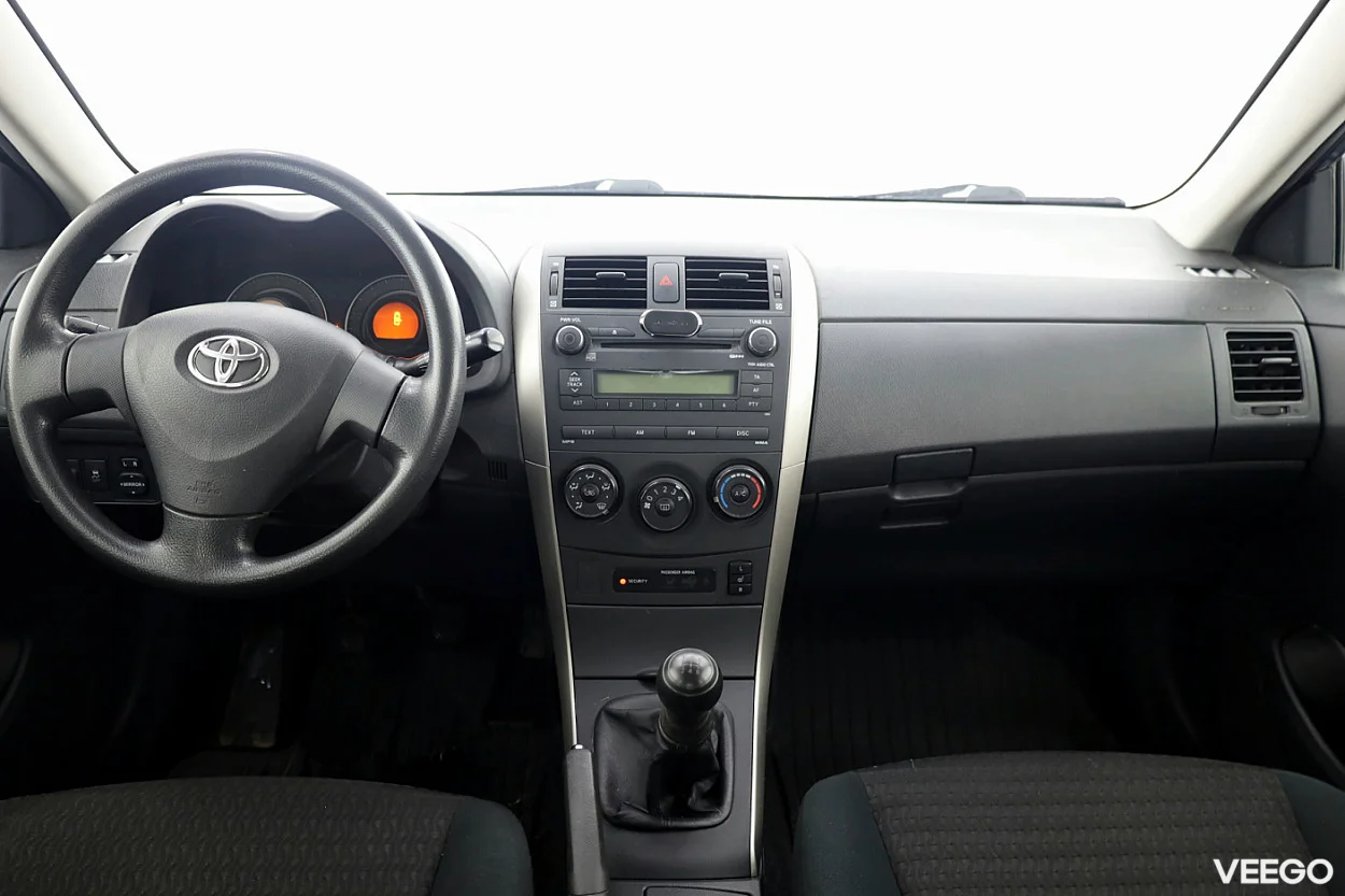 Toyota Corolla 1.6 91kW