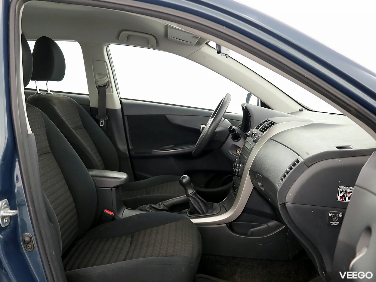 Toyota Corolla 1.6 91kW