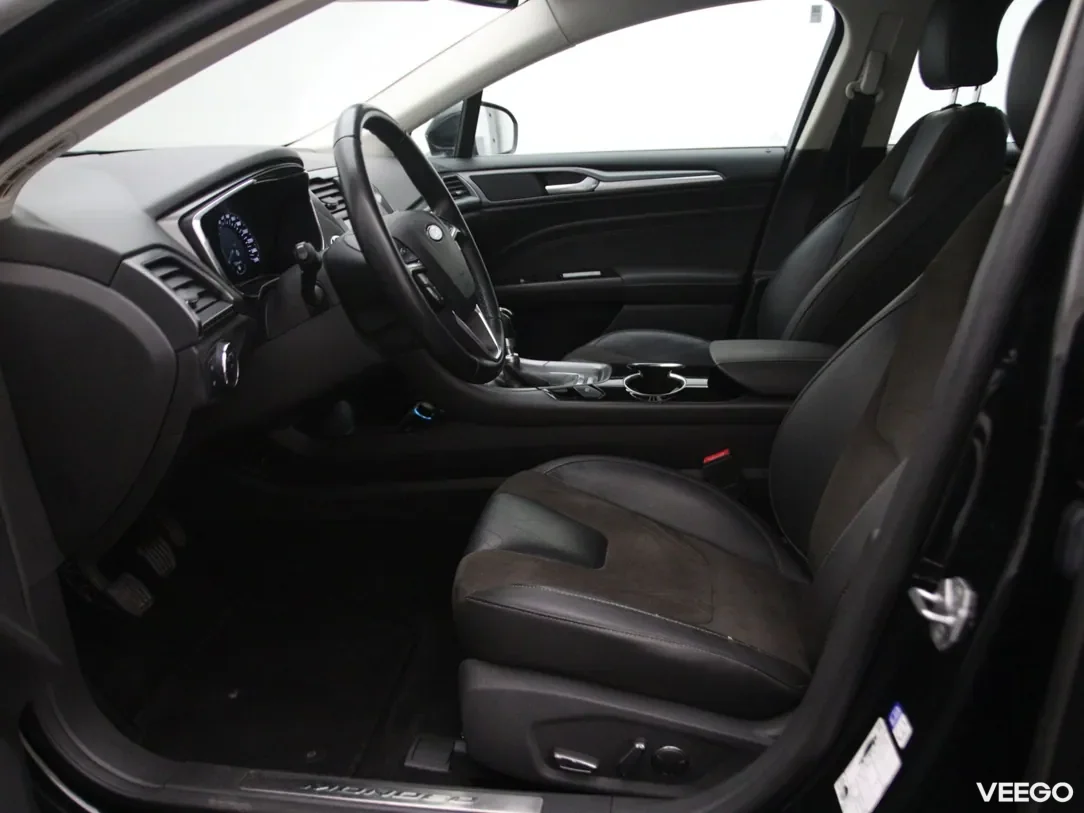 Ford Mondeo 1.5 118kW