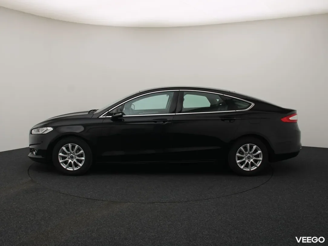 Ford Mondeo 1.5 118kW