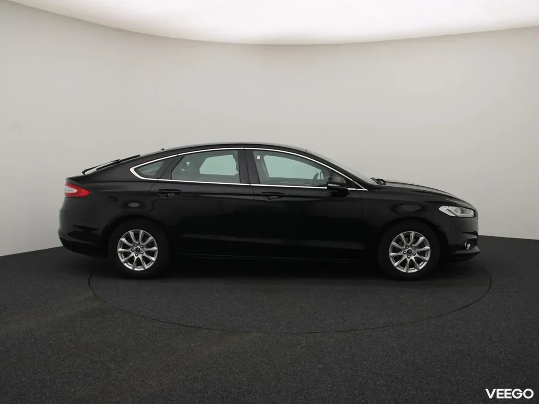 Ford Mondeo 1.5 118kW