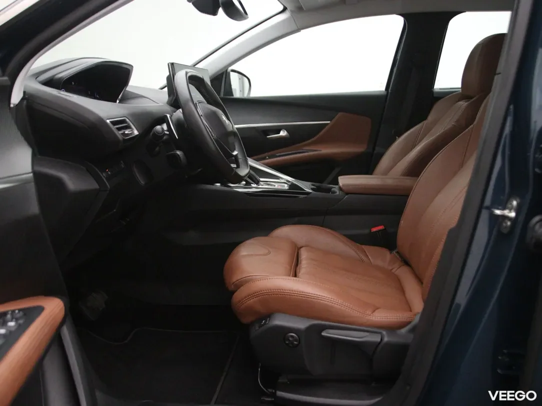 Peugeot 5008 1.2 96kW