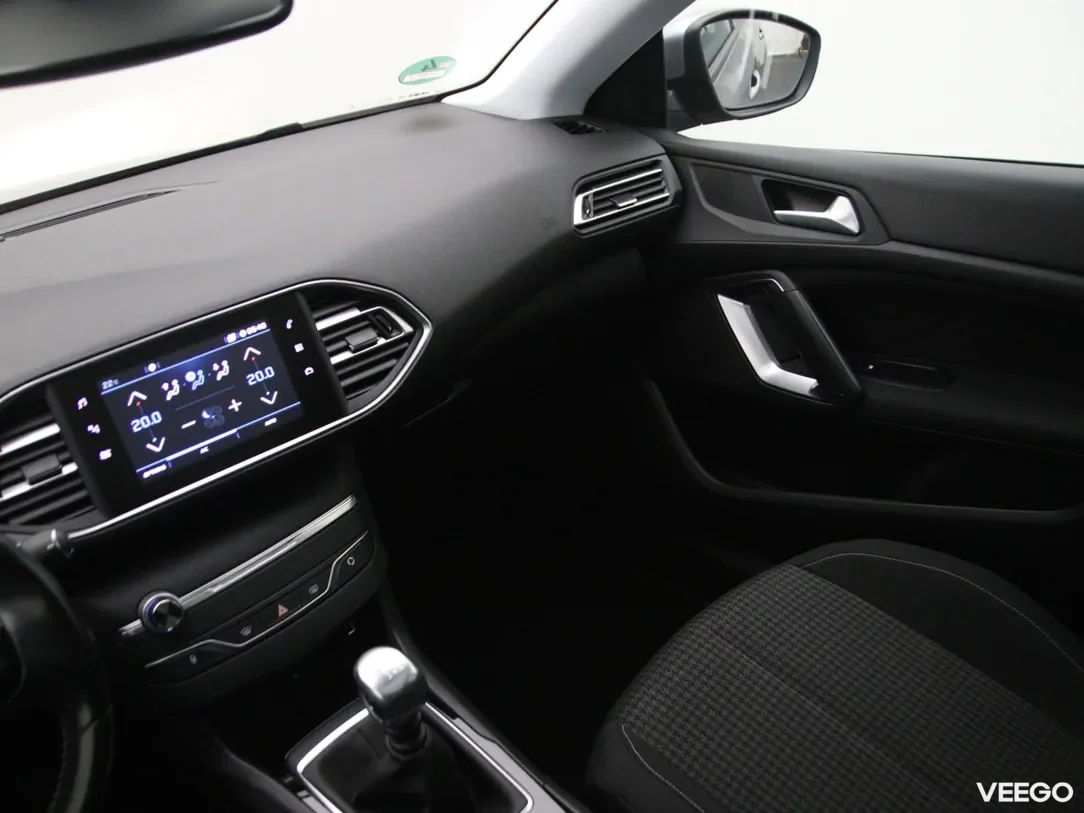 Peugeot 308 1.2 81kW