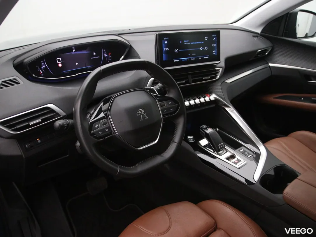 Peugeot 5008 1.2 96kW