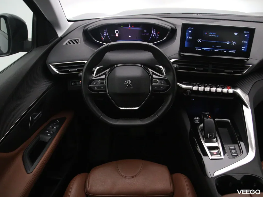 Peugeot 5008 1.2 96kW