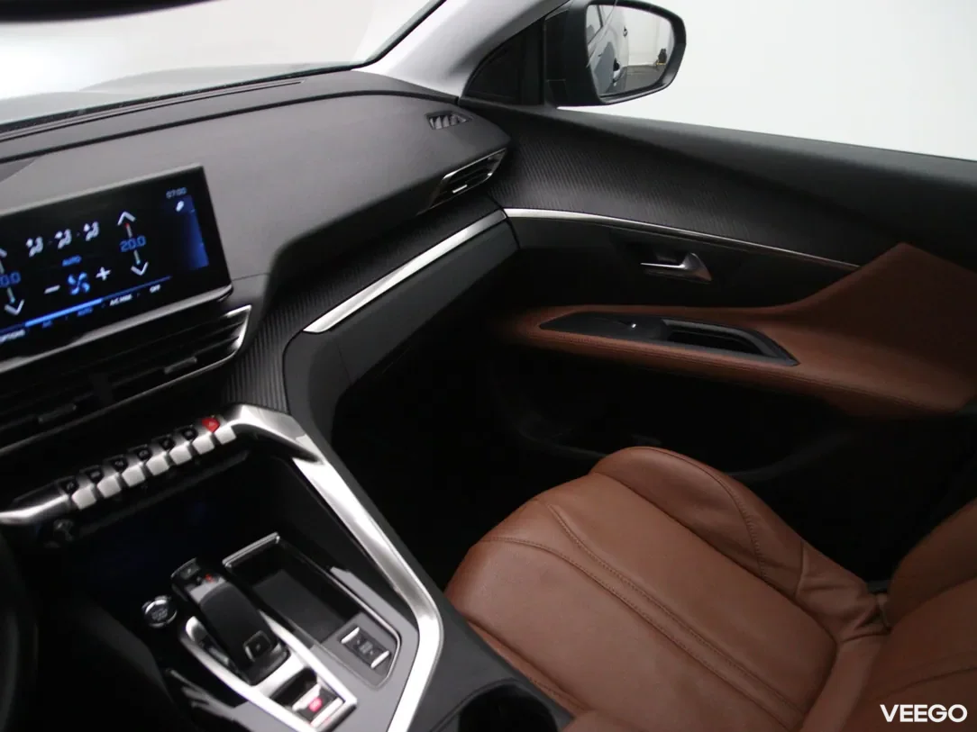 Peugeot 5008 1.2 96kW