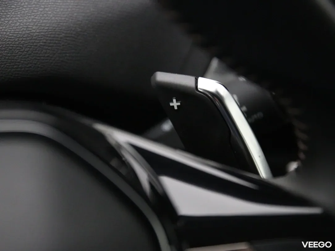 Peugeot 5008 1.2 96kW
