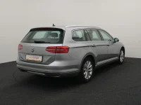 Volkswagen Passat 2 110kW thumbnail