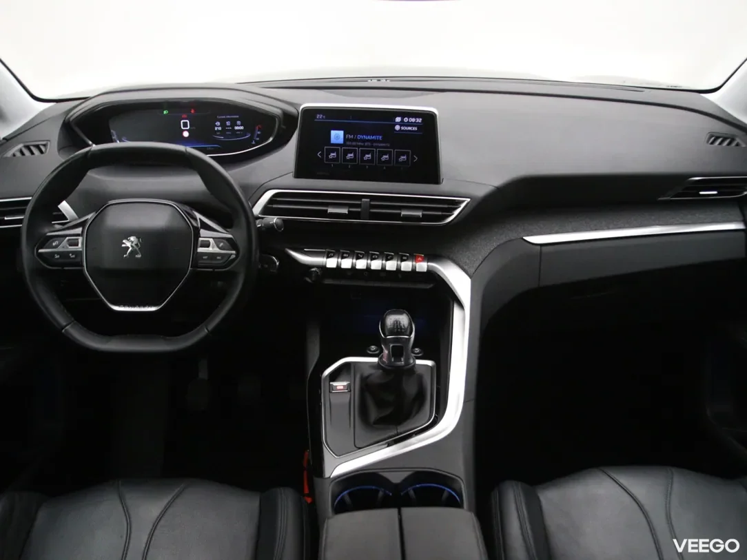 Peugeot 5008 1.2 96kW