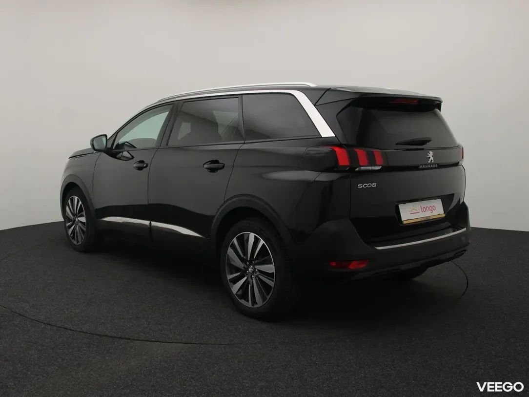 Peugeot 5008 1.2 96kW
