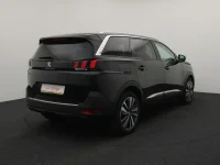 Peugeot 5008 1.2 96kW thumbnail