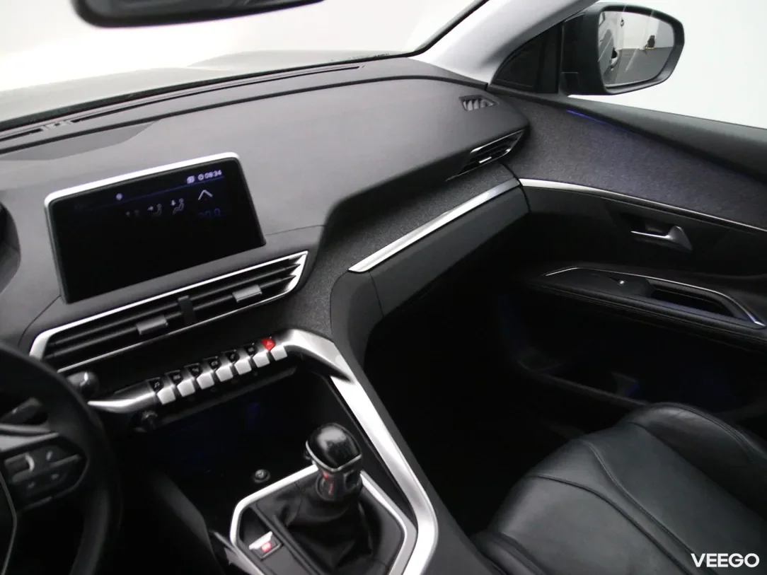 Peugeot 5008 1.2 96kW