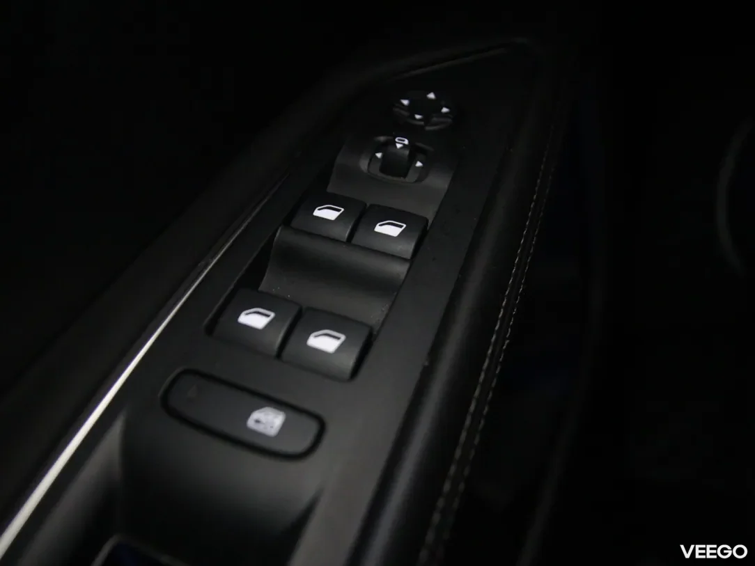 Peugeot 5008 1.2 96kW