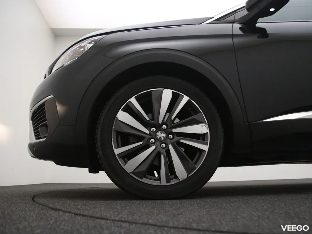Peugeot 5008 1.2 96kW