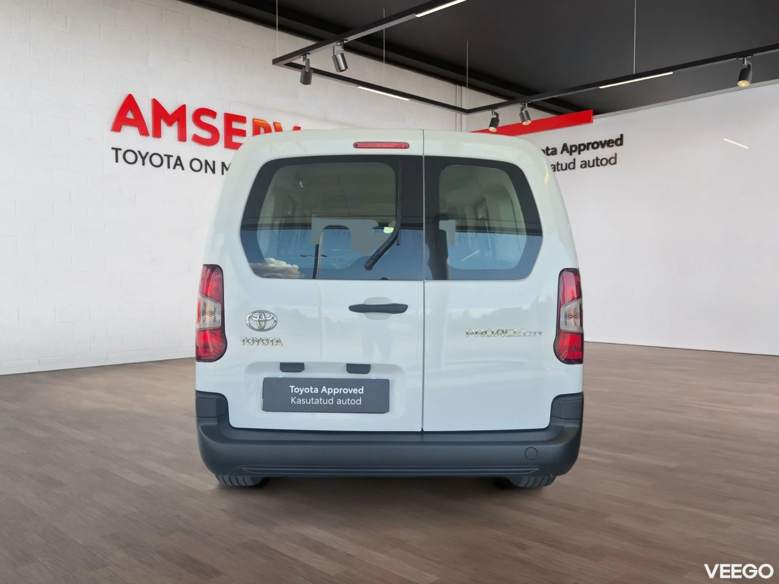 Toyota Proace City Shuttle Long 1.2 81kW
