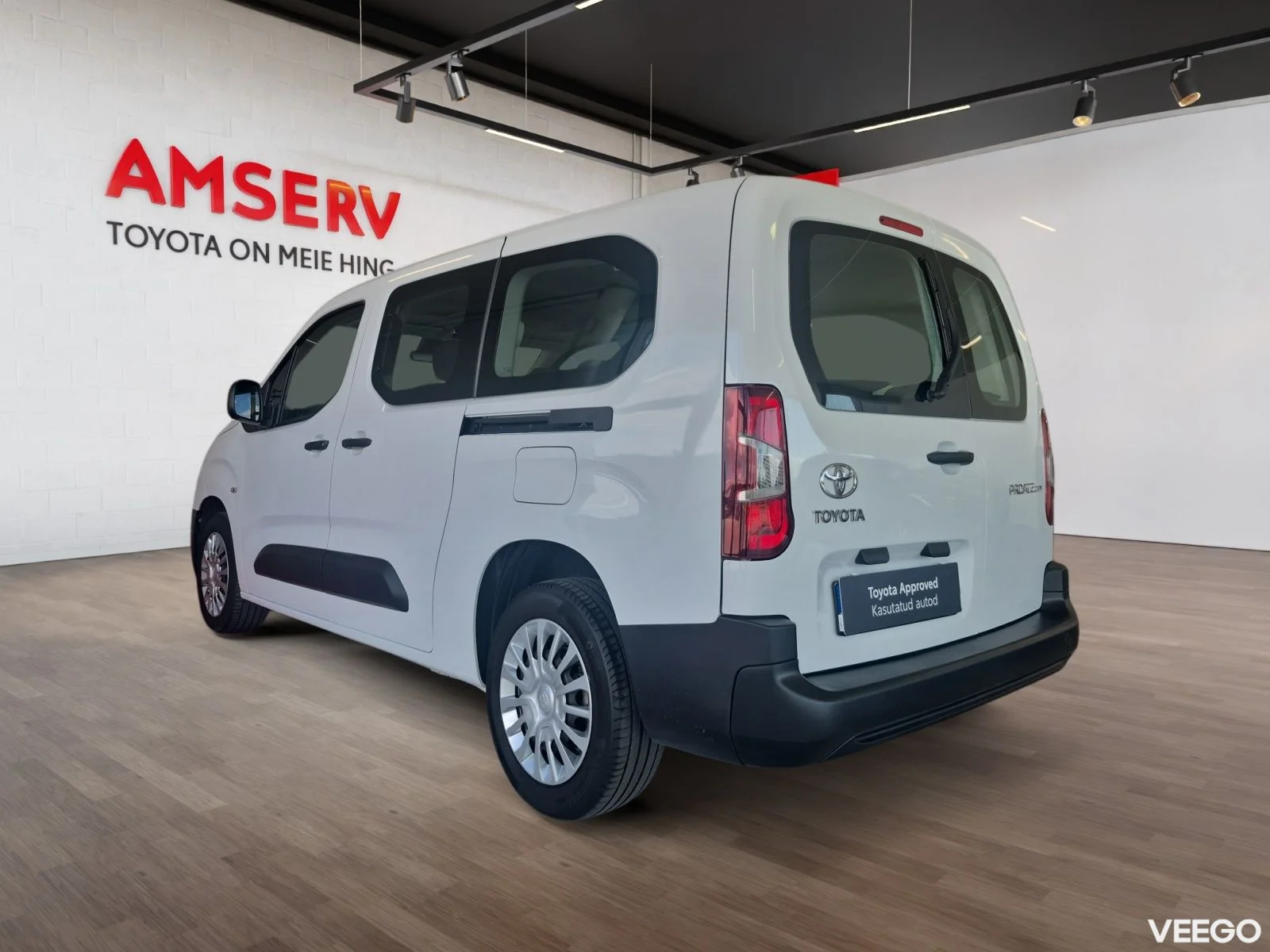Toyota Proace City Shuttle Long 1.2 81kW