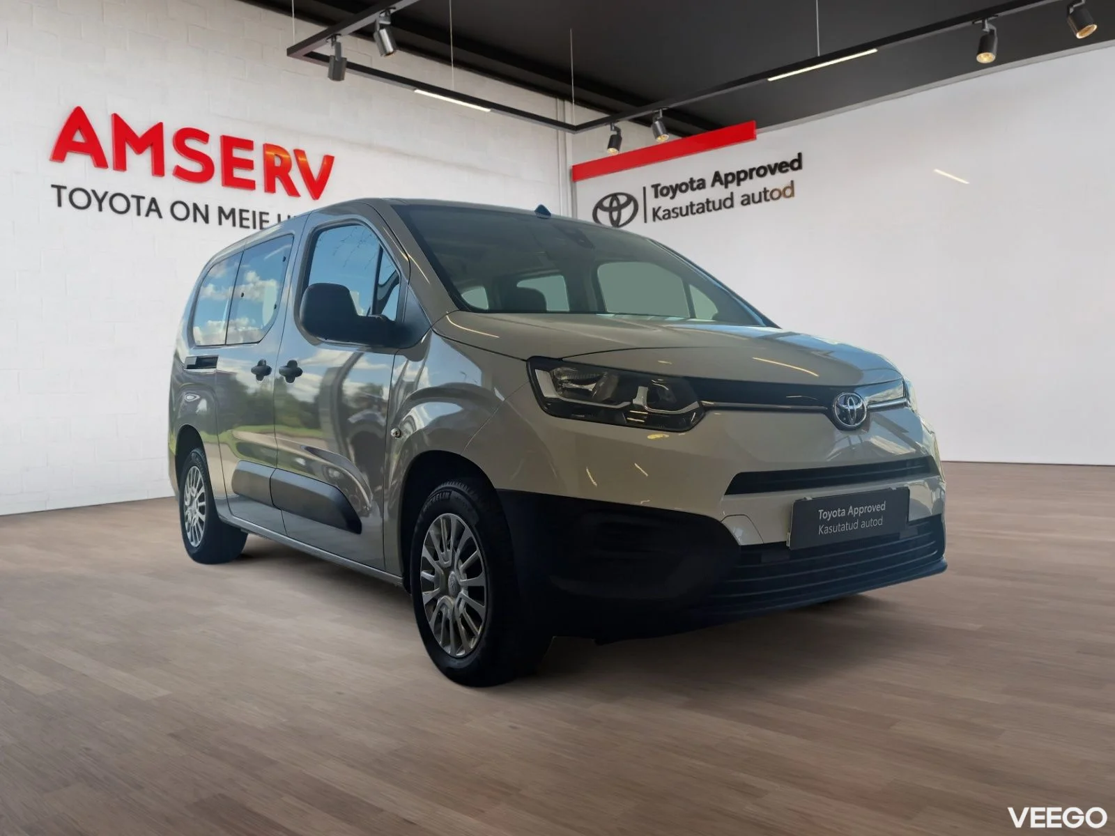 Toyota Proace City Shuttle Long 1.2 81kW