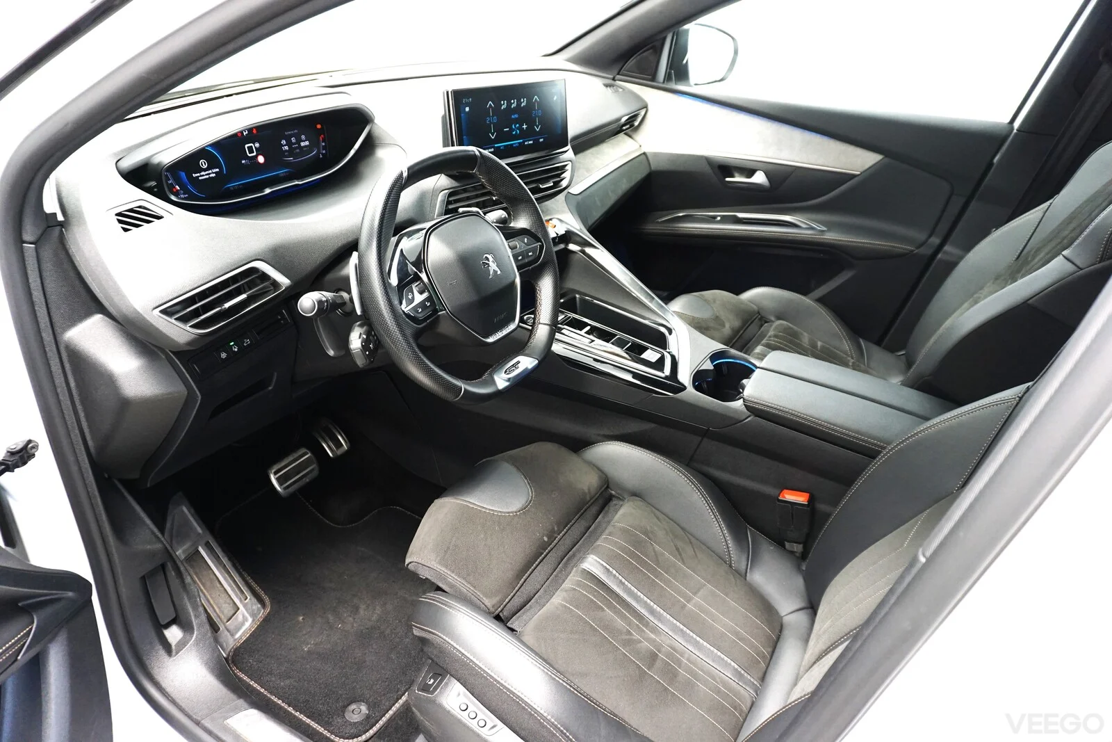 Peugeot 5008 1.5 96kW