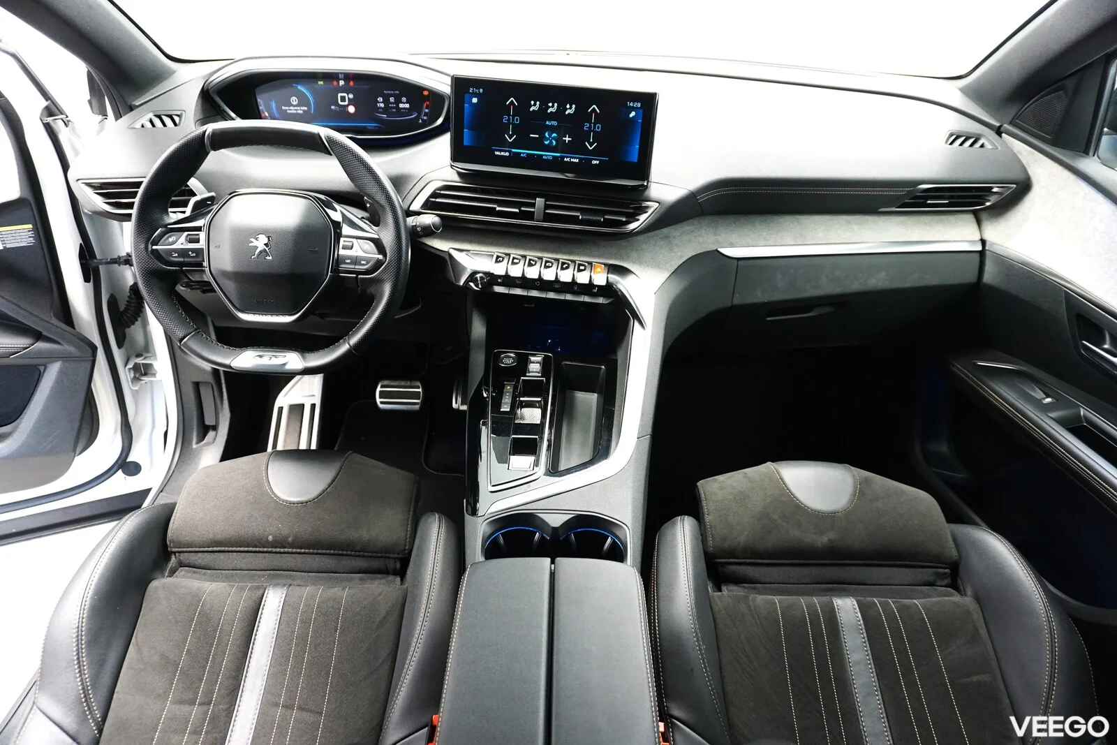 Peugeot 5008 1.5 96kW