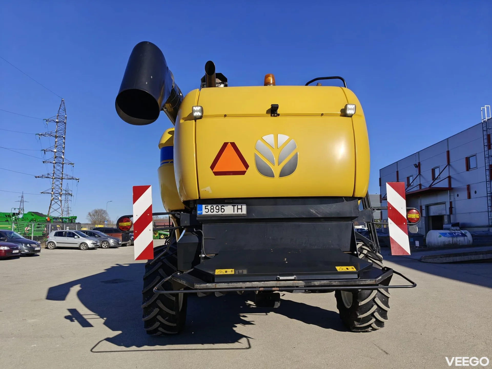New Holland CX 200kW