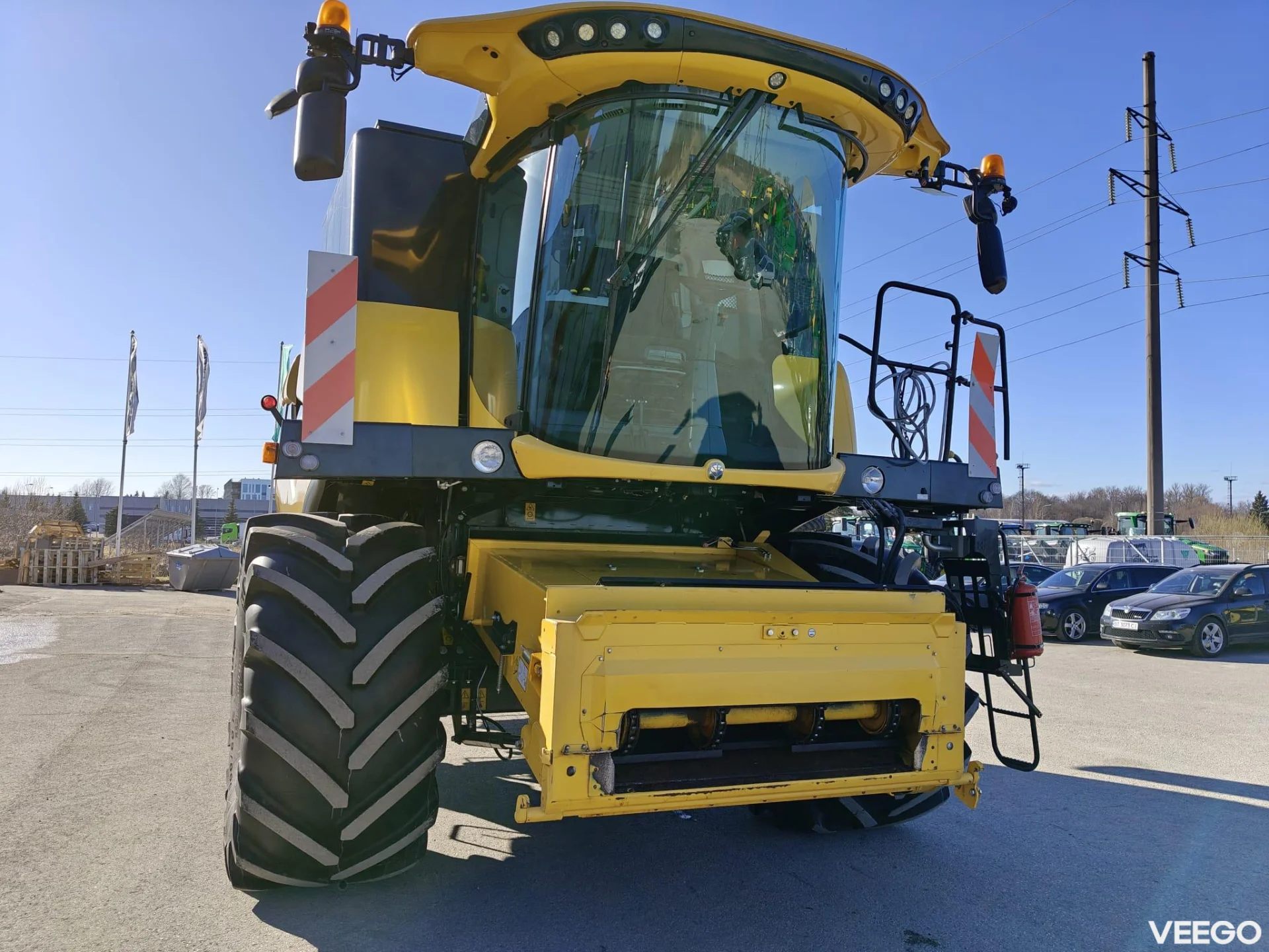 New Holland CX 200kW