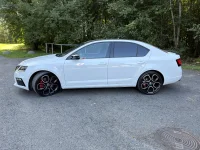 Skoda Octavia 2.0 180kW thumbnail