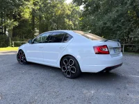 Skoda Octavia 2.0 180kW thumbnail