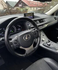 Lexus CT 200h 1.8 73kW thumbnail