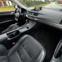 Lexus CT 200h 1.8 73kW thumbnail