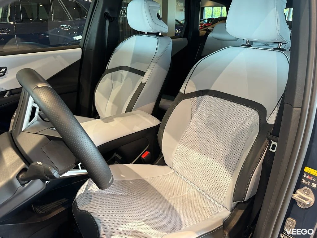 BMW iX3 50 xDrive Fully Charged M Sport H/K Head-up Drag 360 345kW