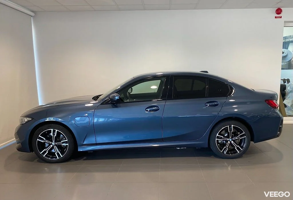 BMW 330 M sportpaket Adaptiv farthållare HiFi-högtalarsystem 0kW