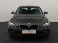 BMW 320 2 135kW thumbnail
