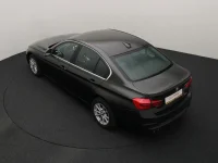 BMW 320 2 135kW thumbnail
