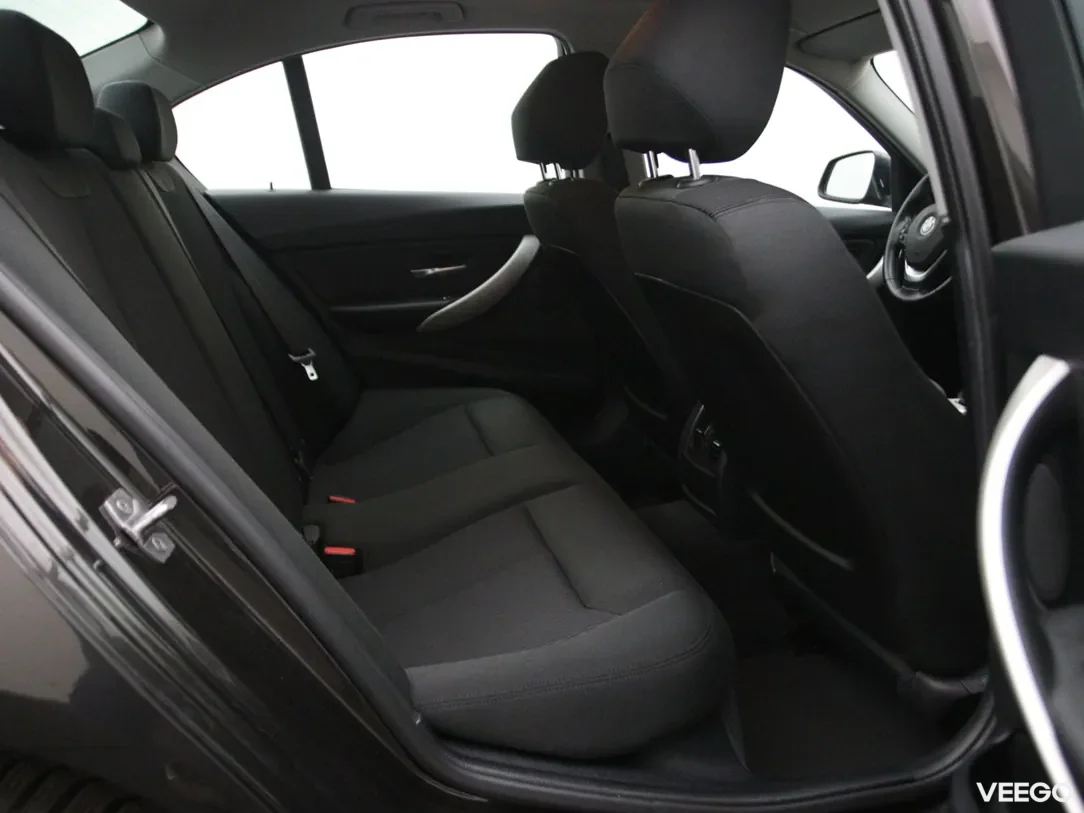 BMW 320 2 135kW